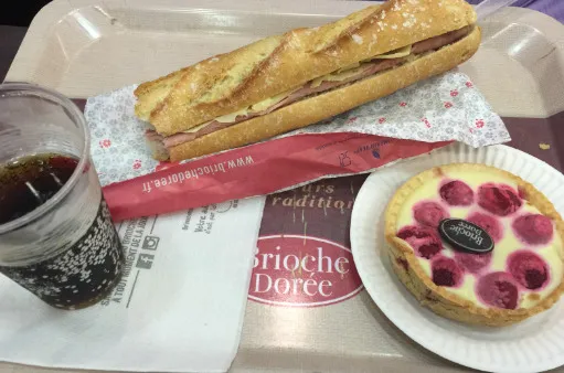 Brioche Dorée  Nos sandwichs, salades et tartes